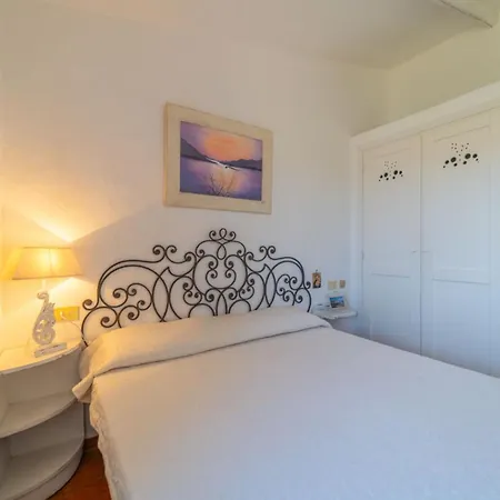 Villa Fiordispina - By Searly